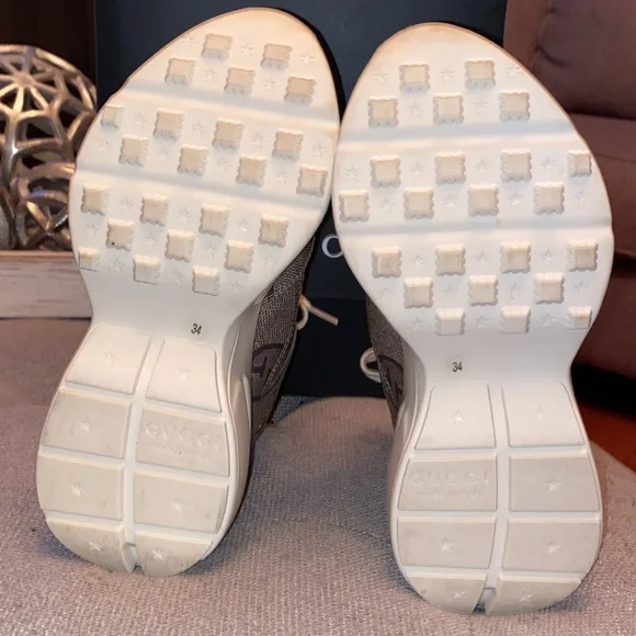 Gucci Macro Supreme Beige Ebony  low top Sneakers - Picture 7 of 17